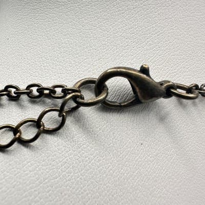 Vintage 80s Hammered Medallion Pendant Necklace Bronze Tone Women's Jewelry - Thumbnail 7