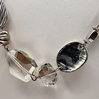 Vintage 90s Silver Tone Textured Disk Clear Glass Beaded Statement Necklace - Thumbnail 7