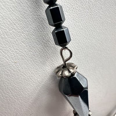 Vintage 90s Hematite Stone Fringe Necklace Silver Tone Dangle Boho Chic Jewelry - Thumbnail 7