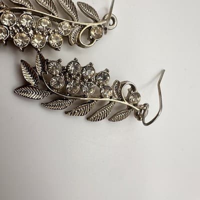 Vintage 90s White Crystal Leaf Dangle Earrings Silver Tone Women's Jewelry - Thumbnail 5