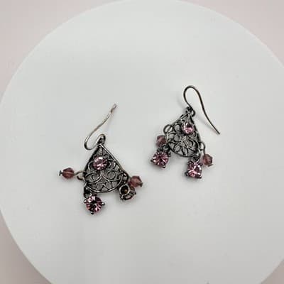 Vintage 90s Purple Crystal Bicone beads Chandelier Earrings Silver Tone Jewelry - Thumbnail 2