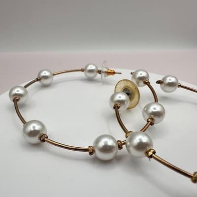 Vintage 90s White Faux Pearl Large Hoop Earrings Gold Tone Women's Jewelry - Thumbnail 5