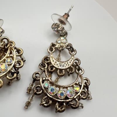 Vintage 90s Crystal Seed Beads Crescent Moon Earrings Gold Tone Jewelry - Thumbnail 4