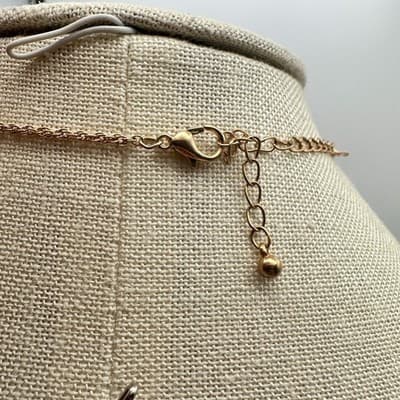 Vintage 90s Aztec Calendar Pendant Necklace Gold Tone Greek Key Border Jewelry - Thumbnail 5