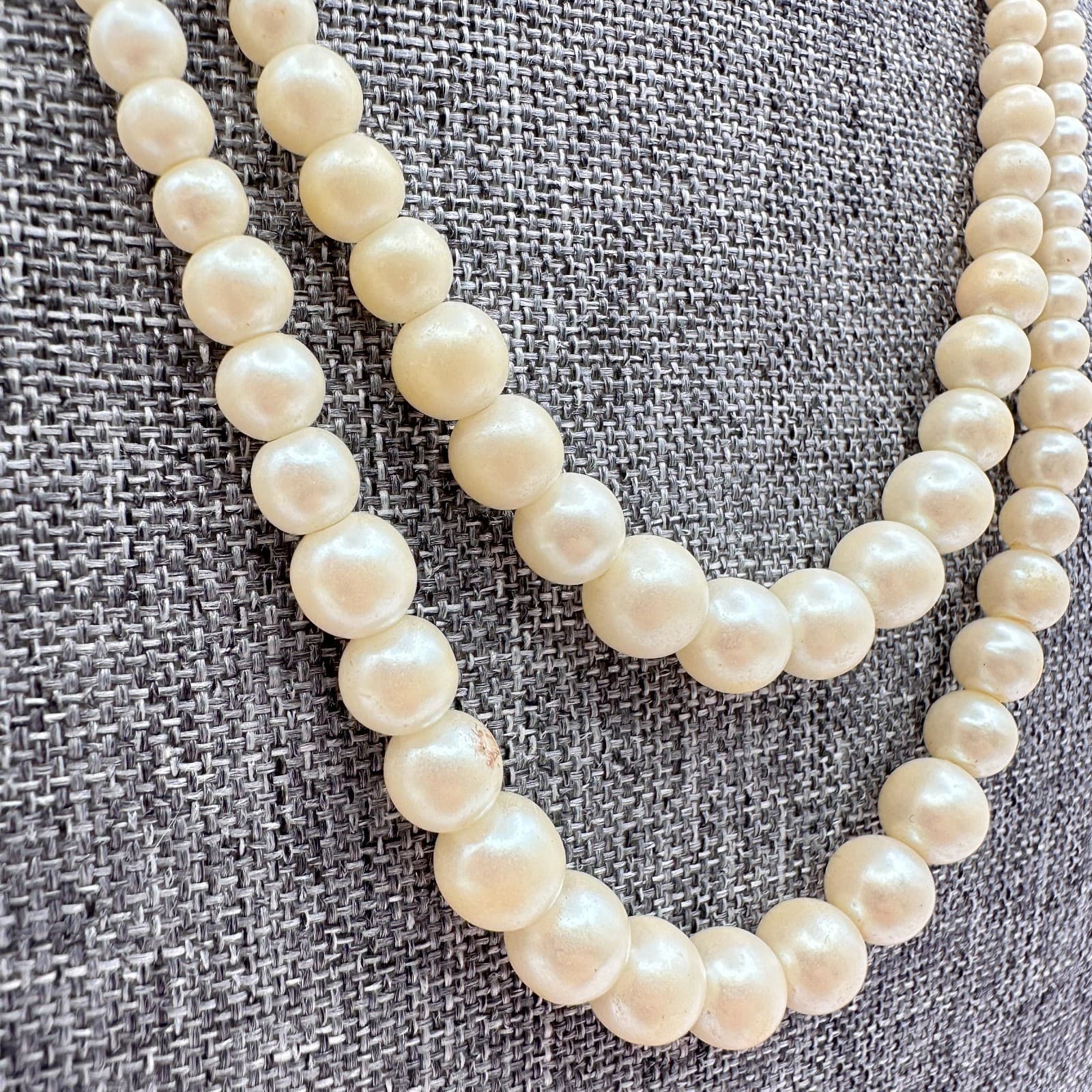Vintage 90s Avon Double Strand Faux Pearl Necklace Creamy White Women's Jewelry - Thumbnail 3