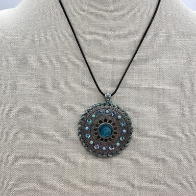 Vintage 90s Teal Blue Beaded Medallion Pendant Necklace Silver Tone Rhinestone - Thumbnail 3