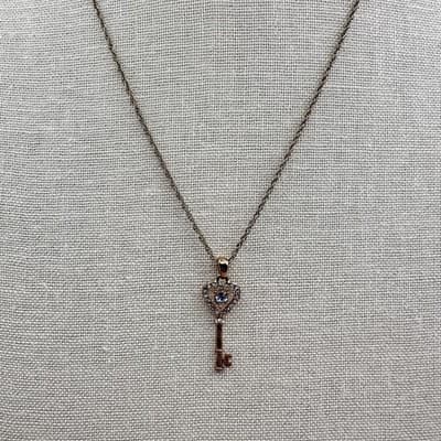 Vintage Y2K Rhinestone Gold Tone Heart Key Pendant Necklace Women's Jewelry - Thumbnail 9