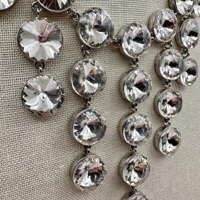 Vintage 90s Silver Tone Round Glass Tiered Bib Statement Necklace Glam Jewelry - Thumbnail 5