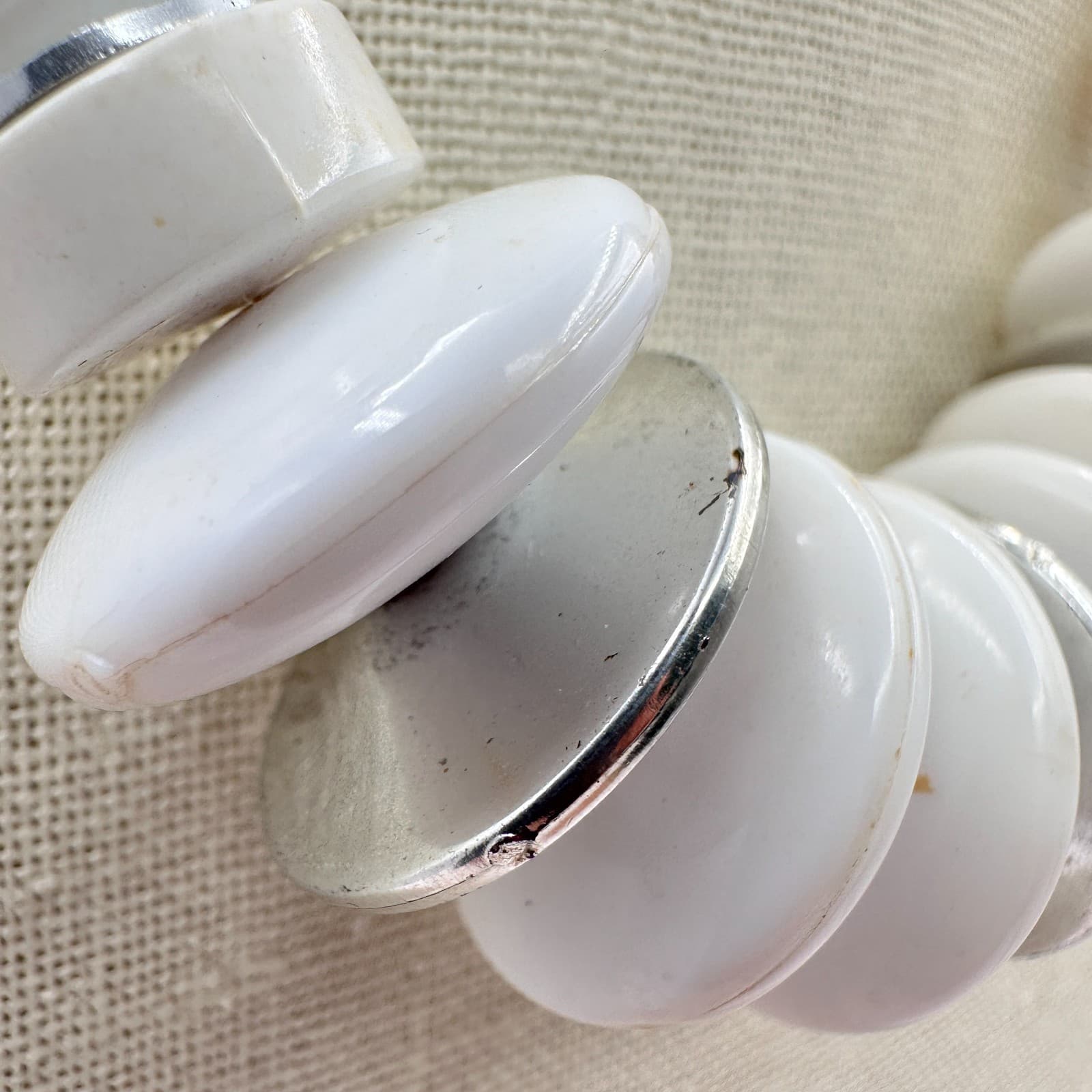 Vintage 90s Silver Tone Chunky White Resin Necklace Statement Women's Jewelry - Thumbnail 7