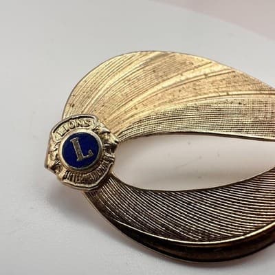 Vintage 80s 90s Lions Club International Brooch Pin Set Gold Tone Glass Jewelry - Thumbnail 11