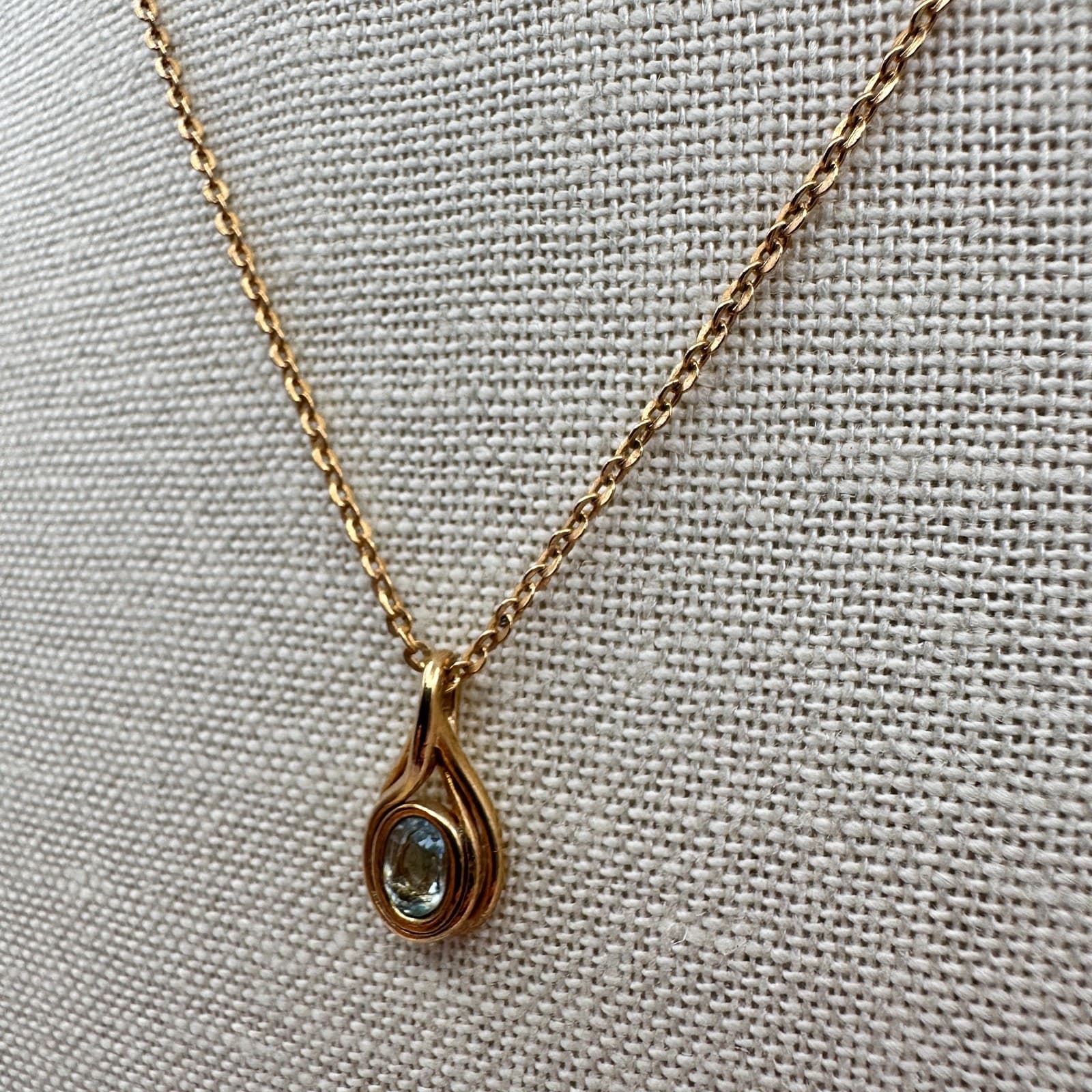 Vintage Y2K Clear Rhinestone Teardrop Gold Tone Pendant Necklace Women's Jewelry - Thumbnail 5