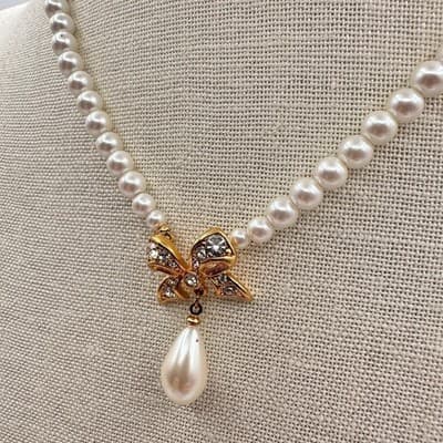 Vintage Y2K Faux Pearl Gold Tone Bow Teardrop Pendant Rhinestone Women's Jewelry - Thumbnail 6