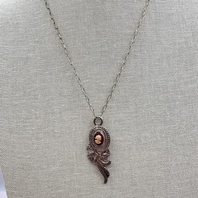 Vintage 90s Red Cameo Silver Tone Pendant Necklace Retro Victorian Style Fashion - Thumbnail 3
