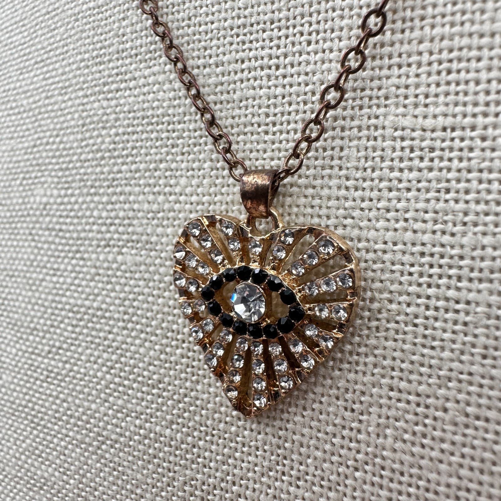 Vintage 90s Rhinestone Evil Eye & Heart Gold Tone Pendant Necklace Jewelry - Thumbnail 7