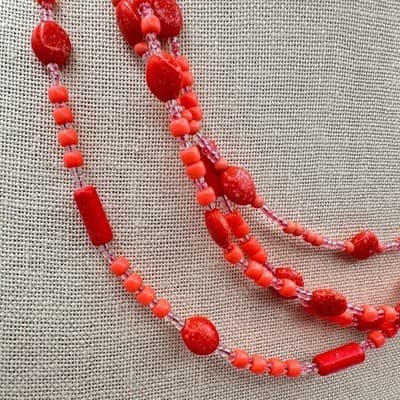 Vintage 70s Vibrant Red Coral Strands Statement Necklace Boohoo Beach Jewelry - Thumbnail 3
