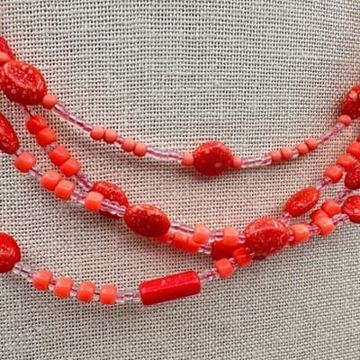 Vintage 70s Vibrant Red Coral Strands Statement Necklace Boohoo Beach Jewelry - Thumbnail 5