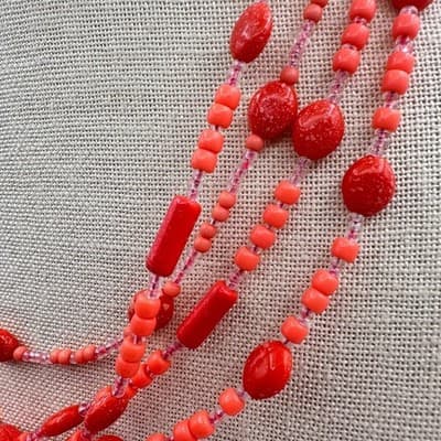 Vintage 70s Vibrant Red Coral Strands Statement Necklace Boohoo Beach Jewelry - Thumbnail 8