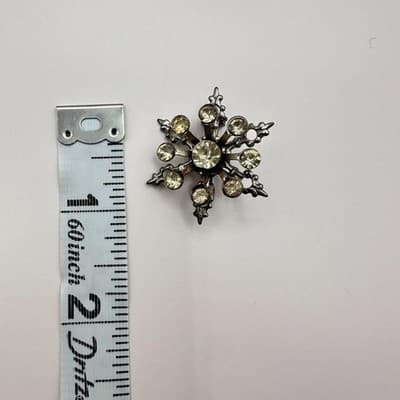 Vintage 80s Rhinestone Snowflake Starburst 4 Broochs Pins Two Tone Retro Jewelry - Thumbnail 19