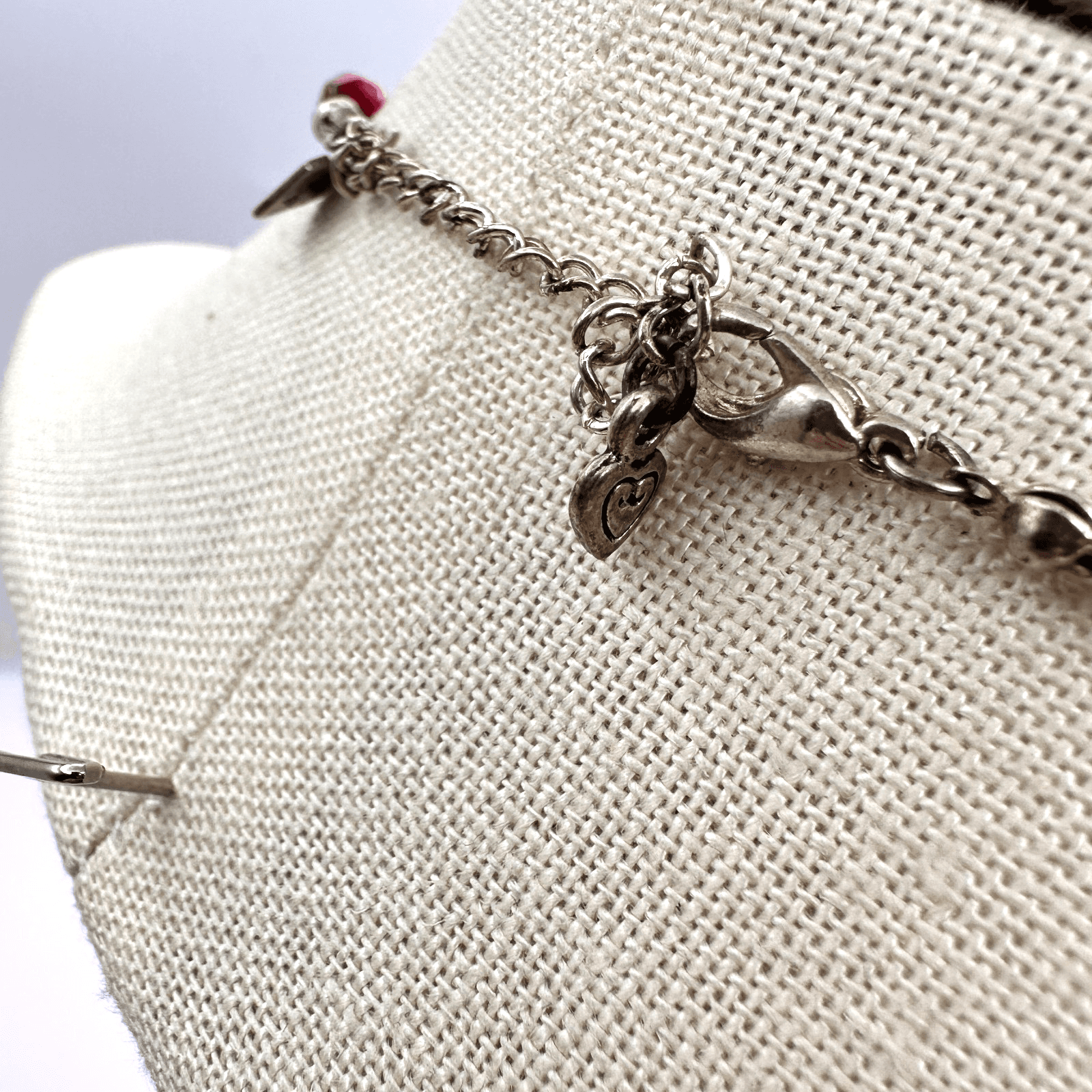 Vintage 90s Y2K Red Beaded Cross Necklace Silver Tone Gothic Floral Pendant - Thumbnail 9