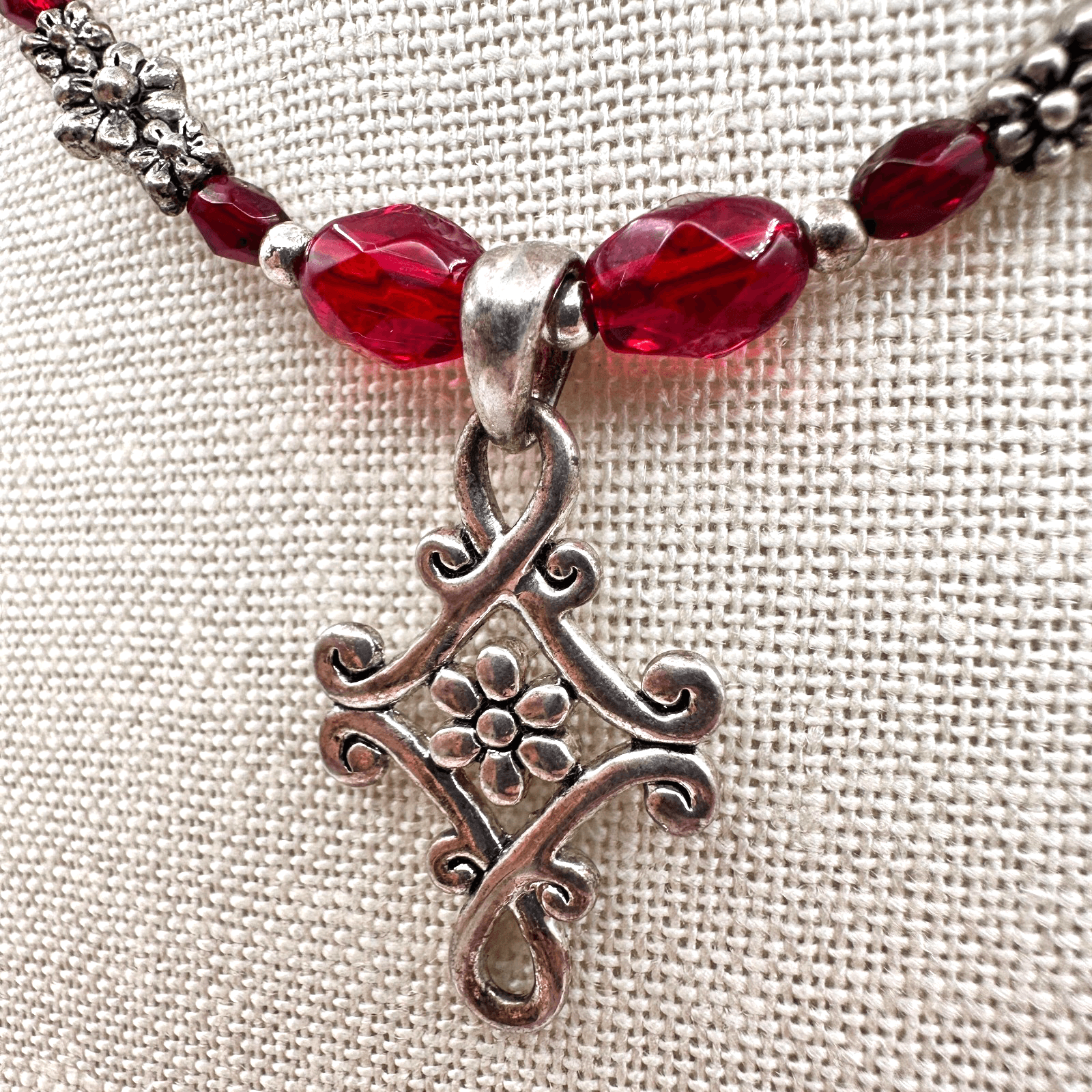 Vintage 90s Y2K Red Beaded Cross Necklace Silver Tone Gothic Floral Pendant - Thumbnail 8