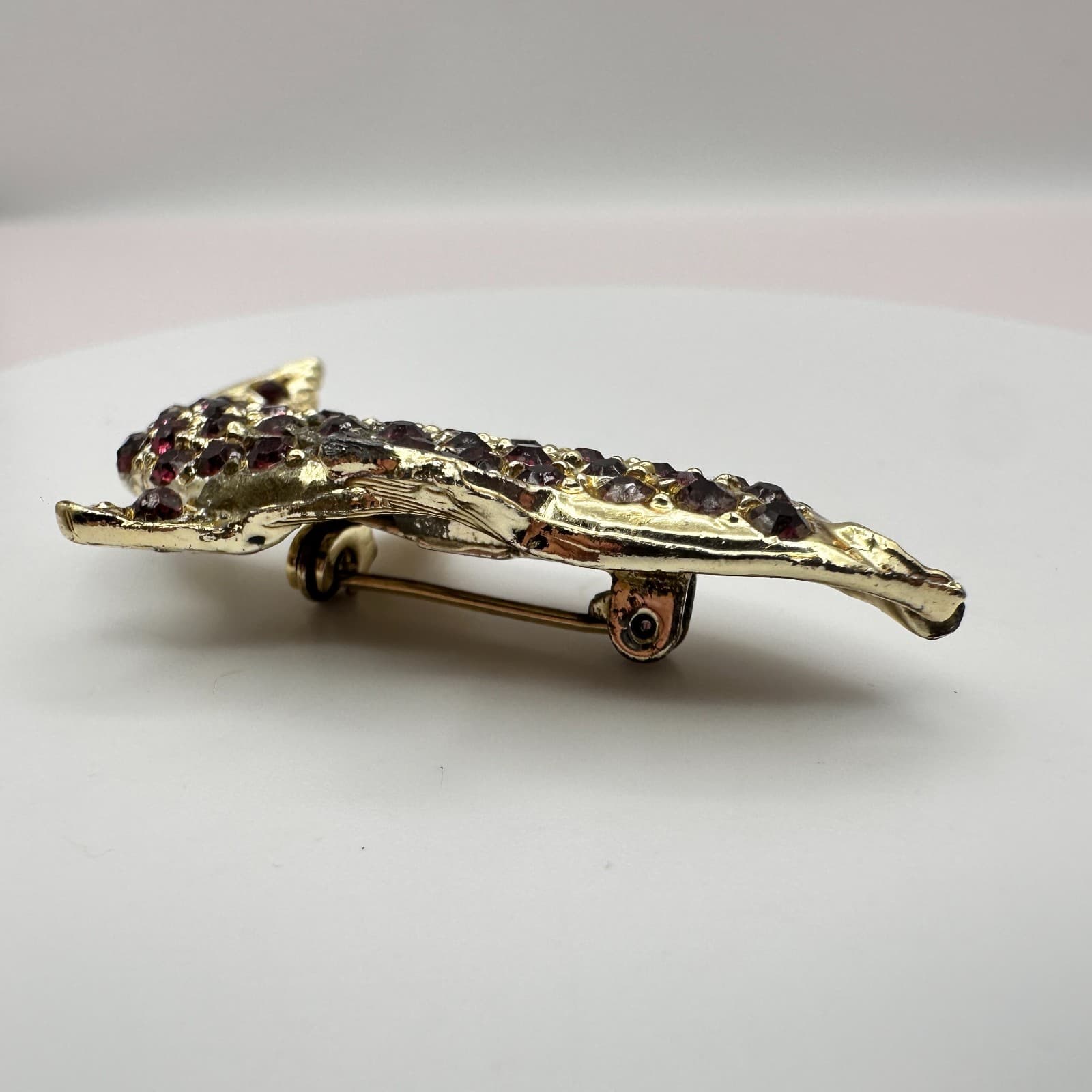 Vintage 90s Red & Green Rhinestone Fish Blink Brooch Gold Tone Jewelry - Thumbnail 3