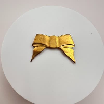 Vintage Y2K Gold Tone Ribbon Bow Brooch Pin Retro Women's Classic Jewelry - Thumbnail 2