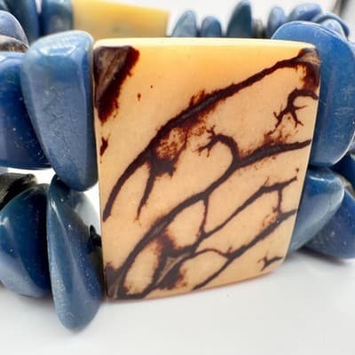 Vintage 90s Cream Floral Wooden Boho Blue Stone Stretch Bracelet Chunky Jewelry - Thumbnail 5