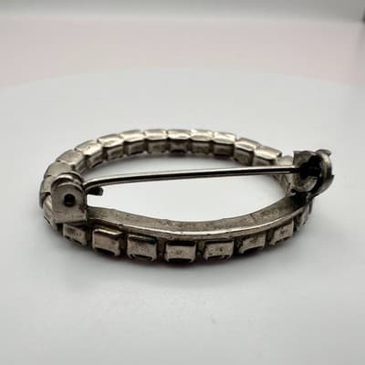 Vintage 90s Rhinestone Oval Wreath Brooch Pin Silver Tone Classic Jewelry - Thumbnail 5