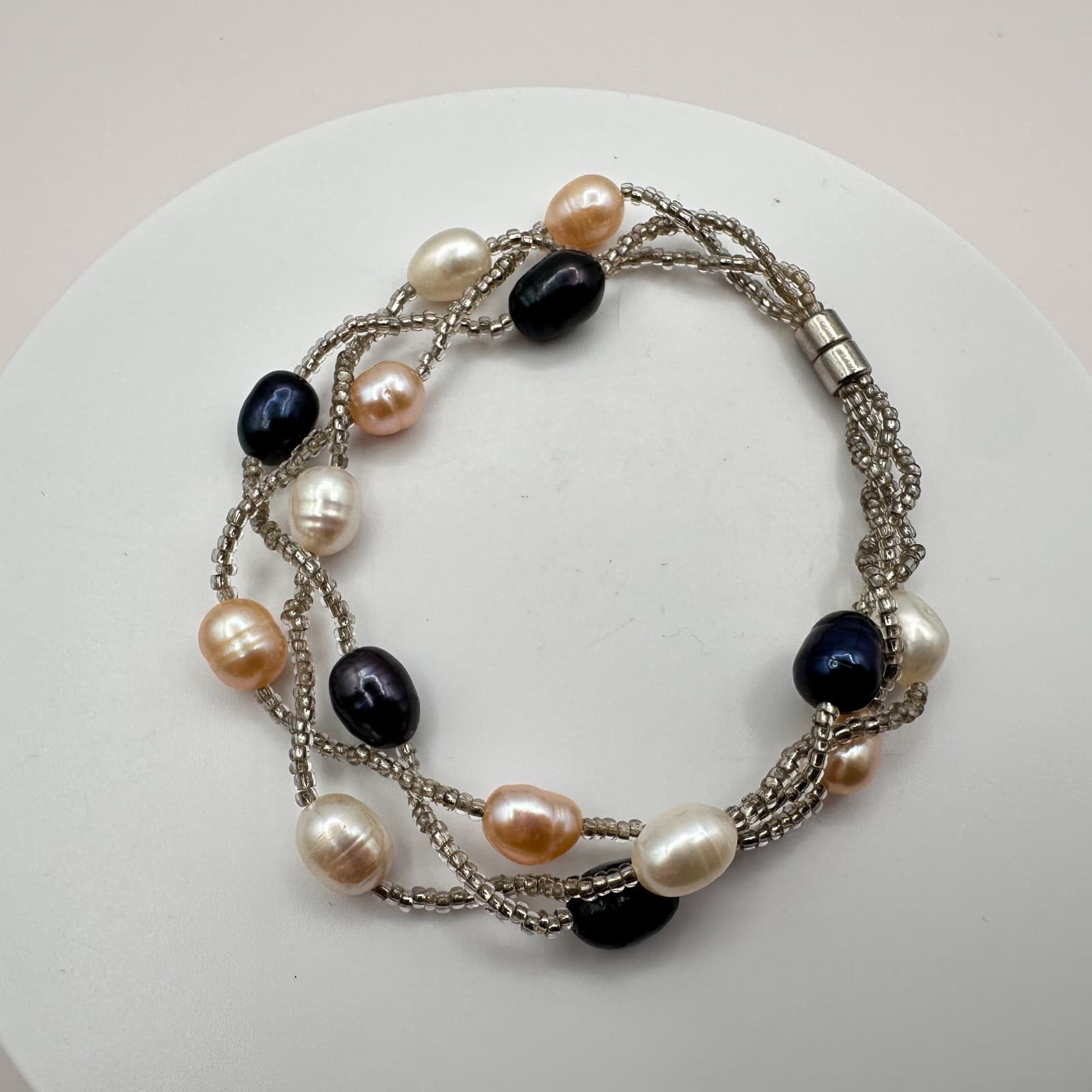 Vintage Y2K Multi-Strand Pearl Seed Beaded Bracelet Boho Women's Classic Jewelry - Thumbnail 5
