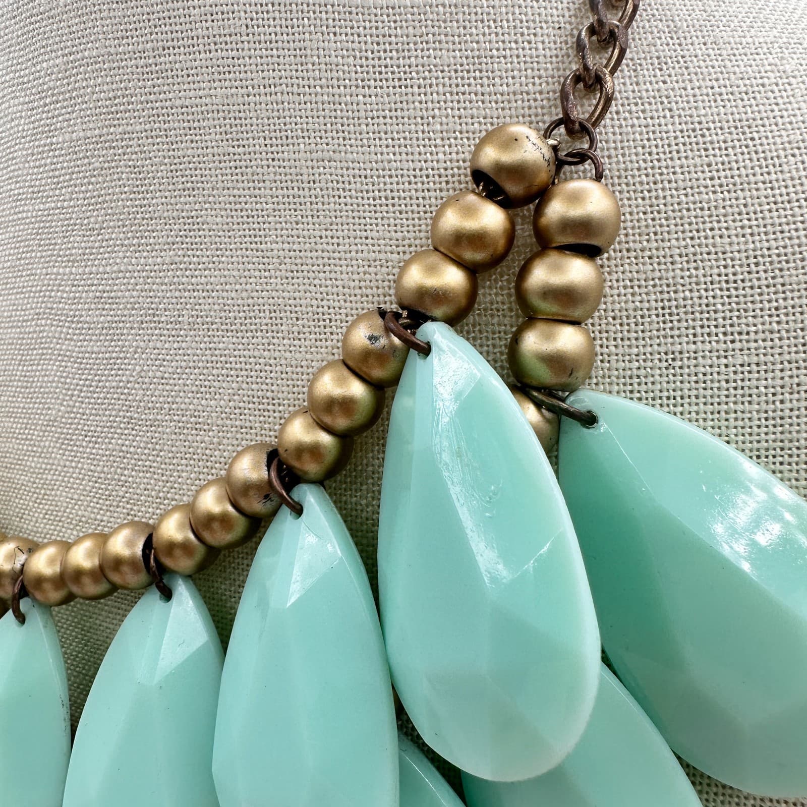 Vintage 90s Mint Green Teardrop Beaded Bib Necklace Women's Classic Jewelry - Thumbnail 6