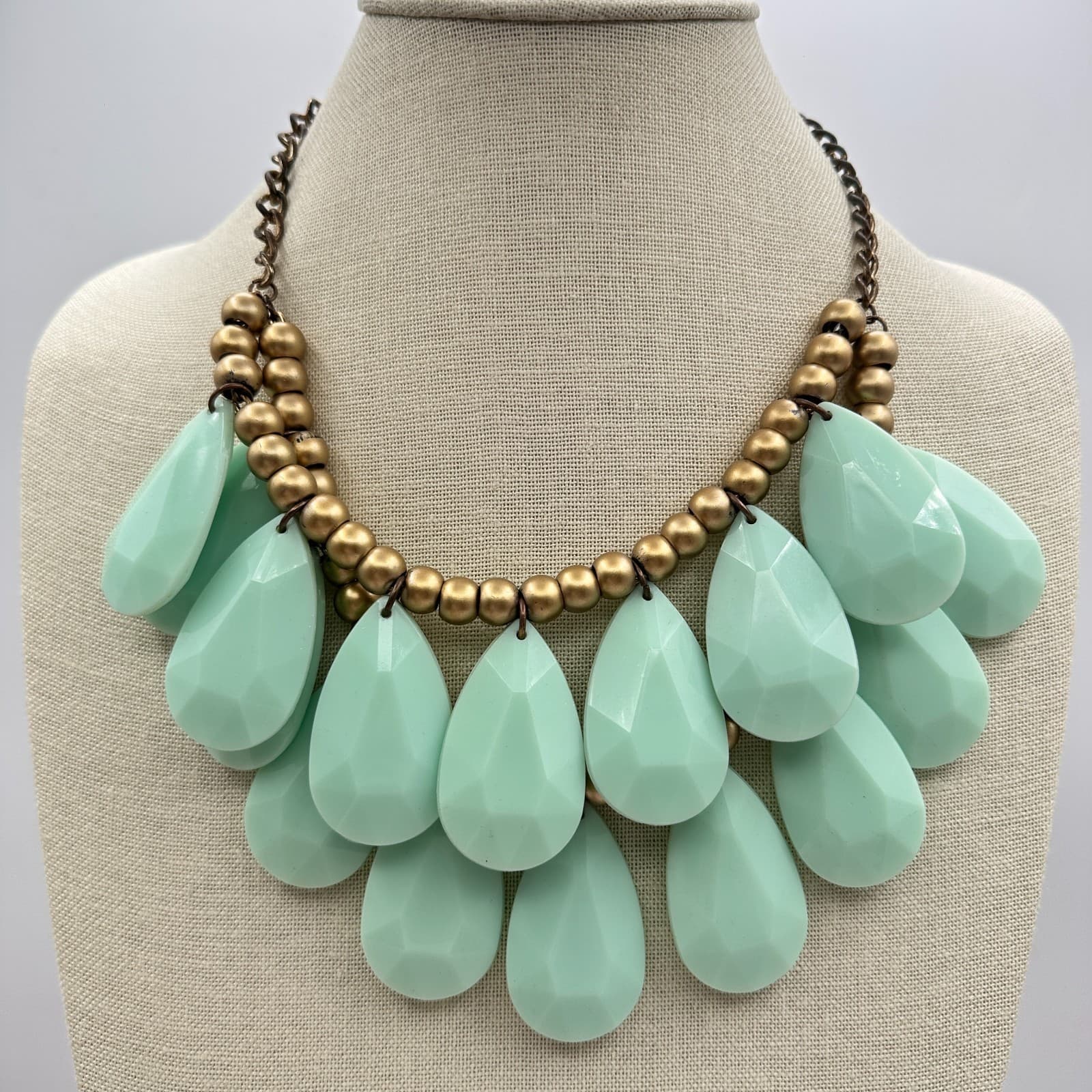 Vintage 90s Mint Green Teardrop Beaded Bib Necklace Women's Classic Jewelry - Thumbnail 7