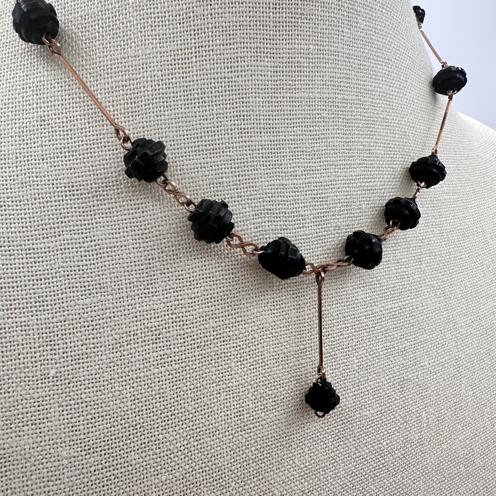 Vintage Y2K Black Carved Beaded Rose Gold-Tone Y-Necklace Women's Jewelry - Thumbnail 4