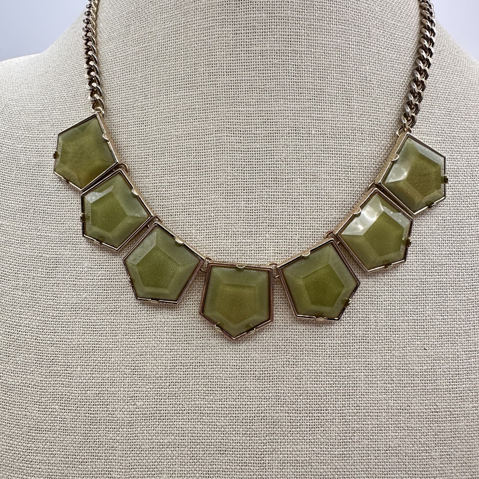 Vintage Y2K Green Stones Gold Tone Statement Bib Necklace Women's Jewelry - Thumbnail 2