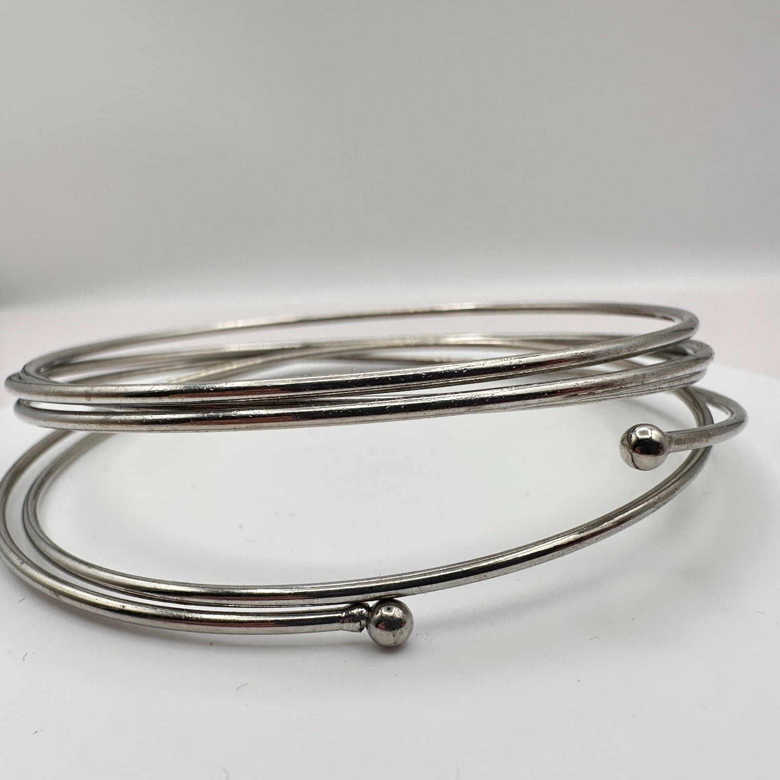 Vintage Y2K Silver Tone Multi Strand Memory Wire Wrap Bracelet Women's Jewelry - Thumbnail 4