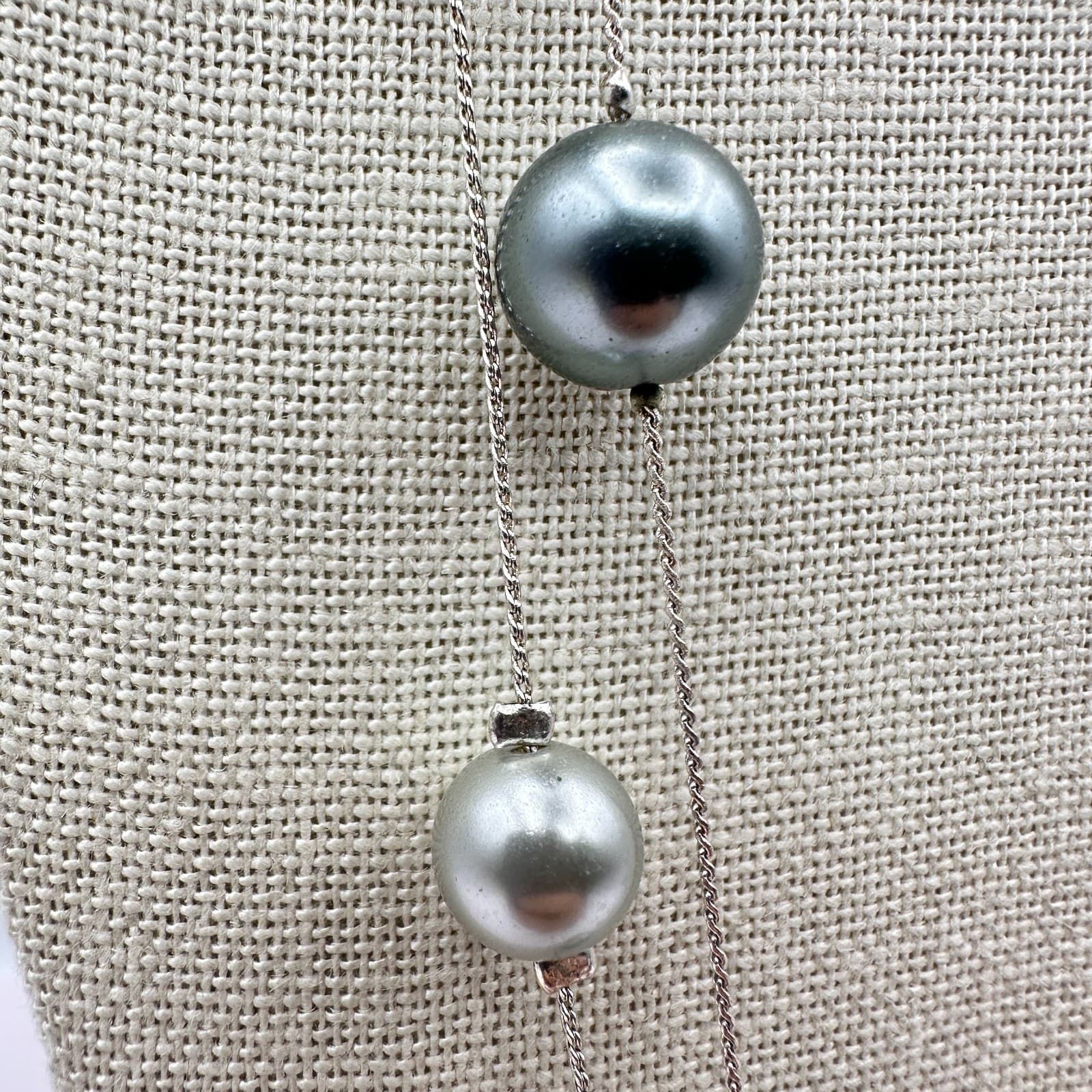 Vintage 90s Gray Faux Pearl Station Silver Tone Necklace Long Layering Jewelry - Thumbnail 5