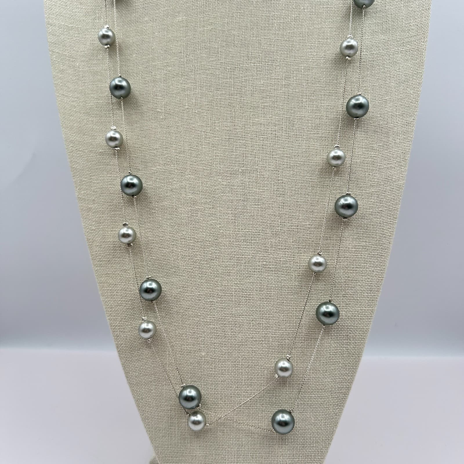 Vintage 90s Gray Faux Pearl Station Silver Tone Necklace Long Layering Jewelry - Thumbnail 6