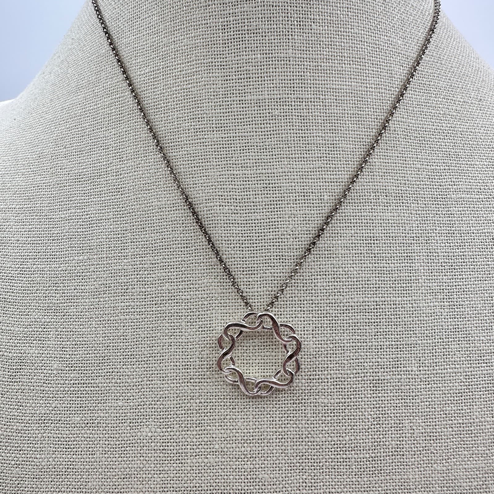 Vintage Y2K Silver Tone Link Chain Pendant Necklace Women's Classic Jewelry - Thumbnail 2
