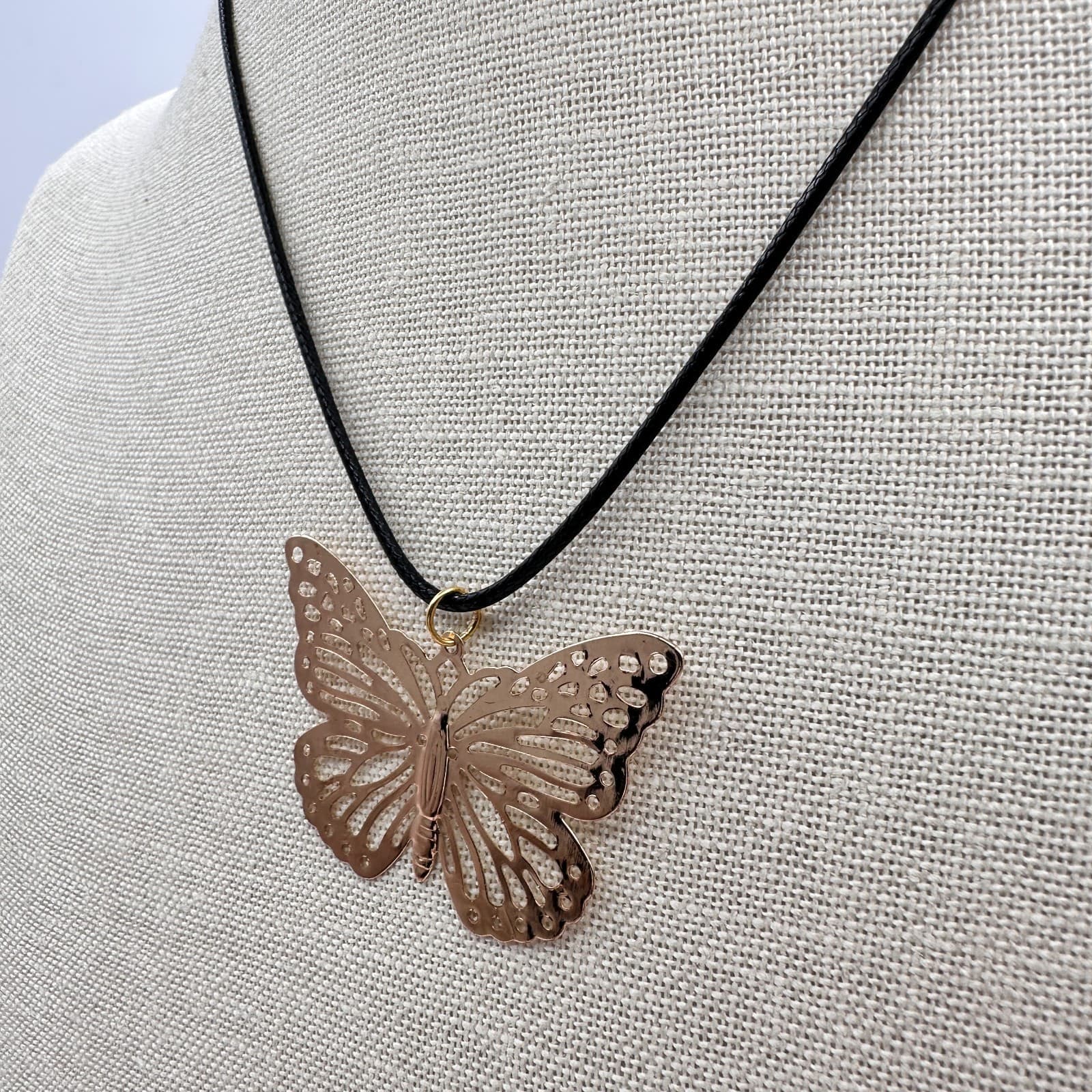 Vintage 90s Gold Tone Butterfly Pendant Necklace Black Cord Boho Fashion Jewelry - Thumbnail 5