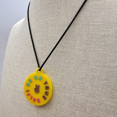 Vintage 90s Be Ur True Self Peace Sign Necklace Yellow Rubber Novelty Jewelry - Thumbnail 6