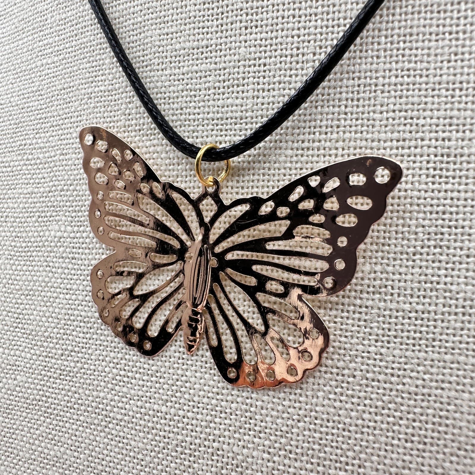 Vintage 90s Gold Tone Butterfly Pendant Necklace Black Cord Boho Fashion Jewelry - Thumbnail 7
