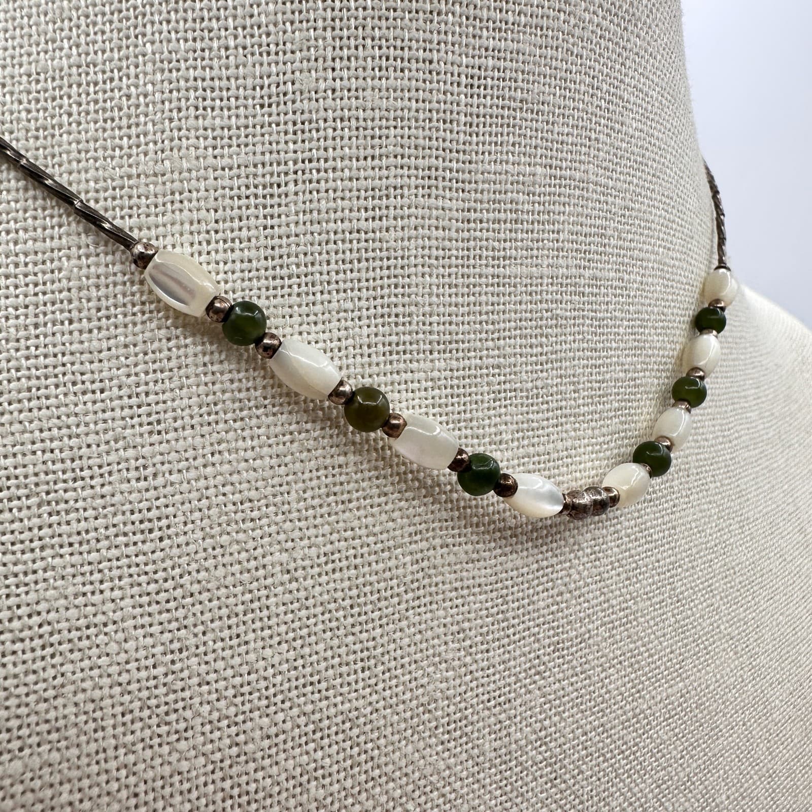 Vintage Y2K Mother of Pearl Beaded Choker Necklace Women's Classic Jewelry - Thumbnail 3