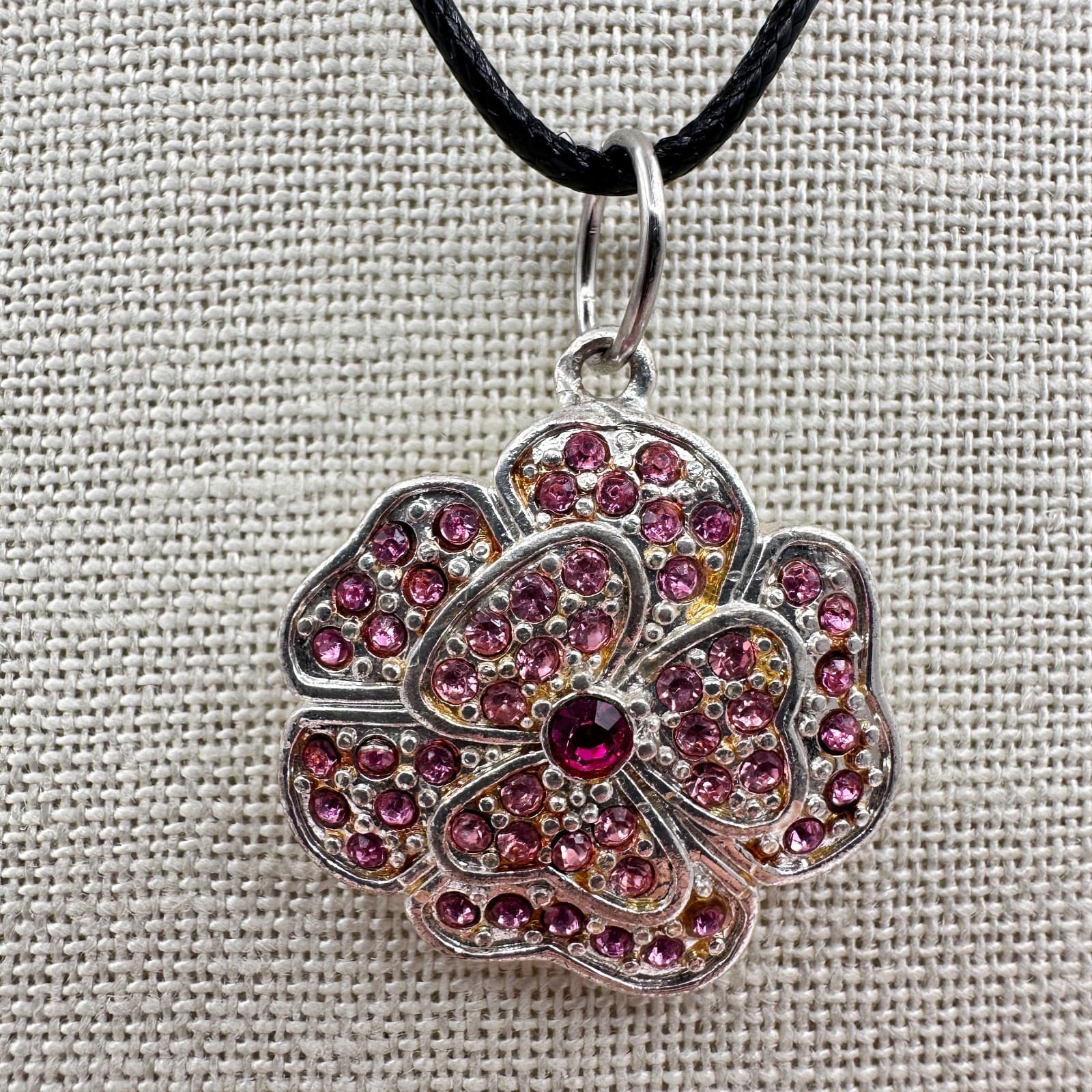 Vintage 90s Pink Glass Rose Floral Silver Tone Pendant Cord Necklace Jewelry - Thumbnail 4