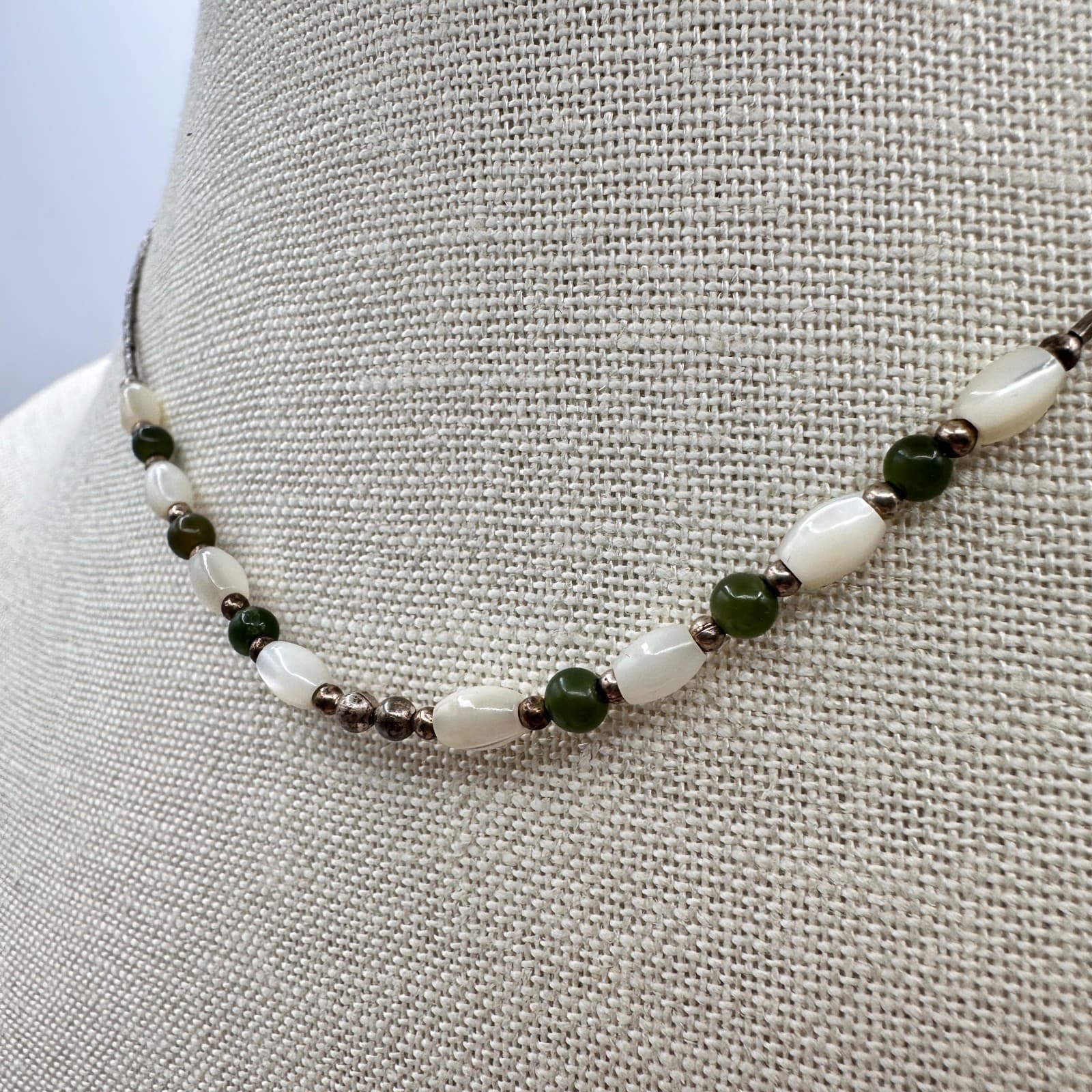 Vintage Y2K Mother of Pearl Beaded Choker Necklace Women's Classic Jewelry - Thumbnail 5