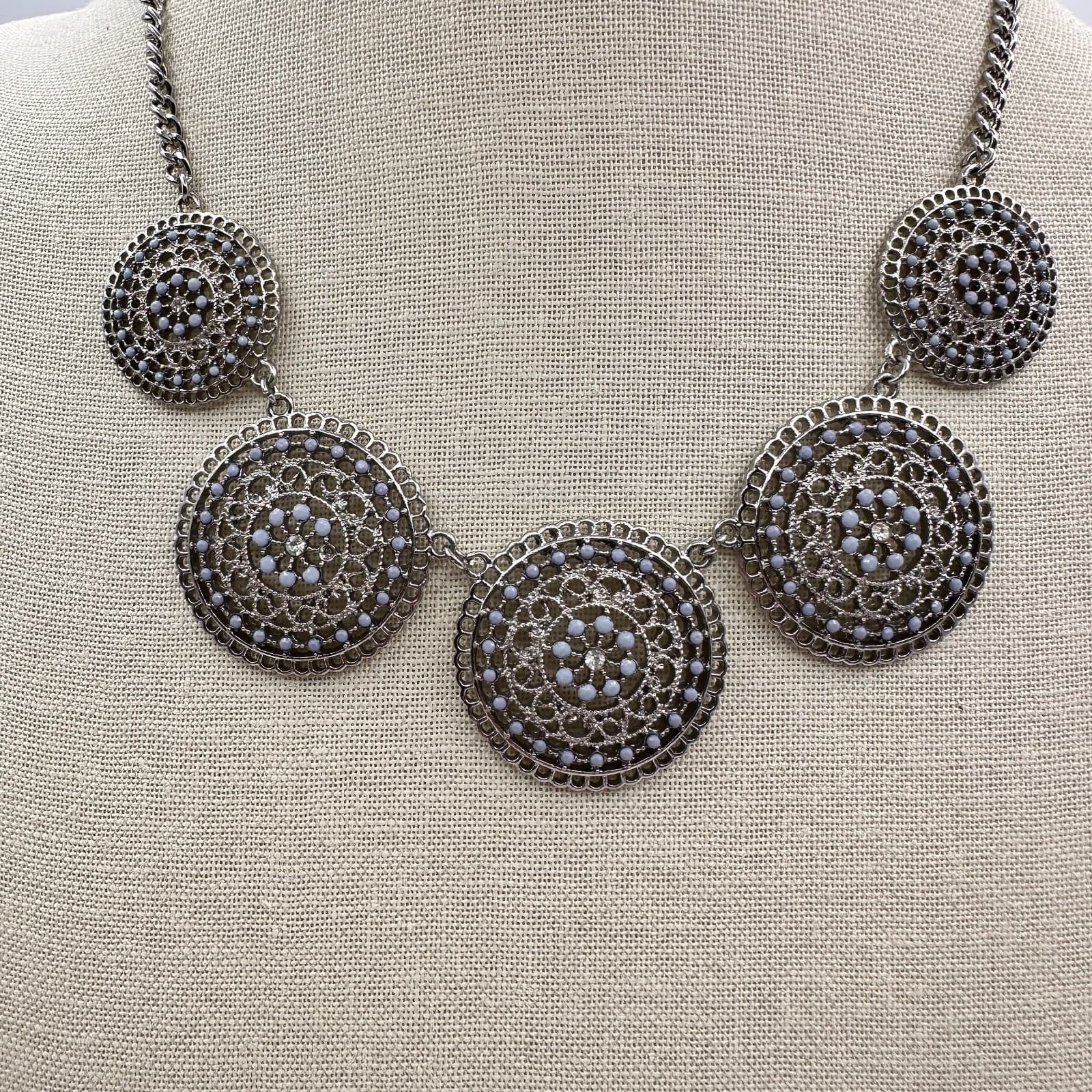 Vintage 90s Blue Beaded Silver Tone Mandala Medallion Necklace Women's Jewelry - Thumbnail 3