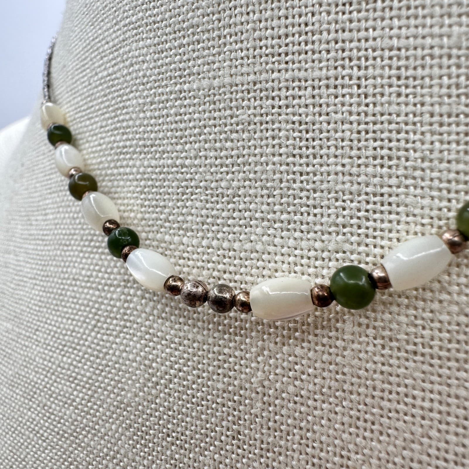 Vintage Y2K Mother of Pearl Beaded Choker Necklace Women's Classic Jewelry - Thumbnail 6