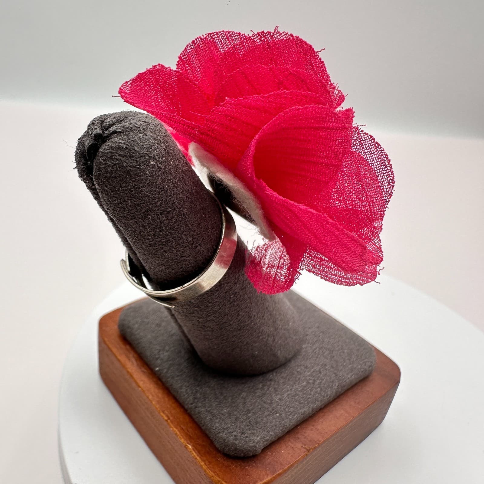 Vintage Y2K Hot Pink Floral Ring Silver Tone Retro Women's Classic Jewelry - Thumbnail 3