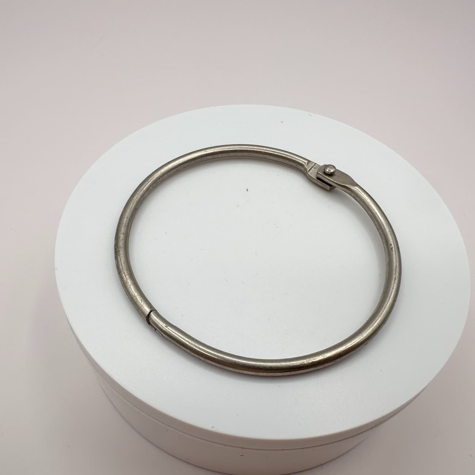 Vintage 90s Y2K Silver Tone Hinged Bracelet Minimalist Stackable Women's Jewelry - Thumbnail 3