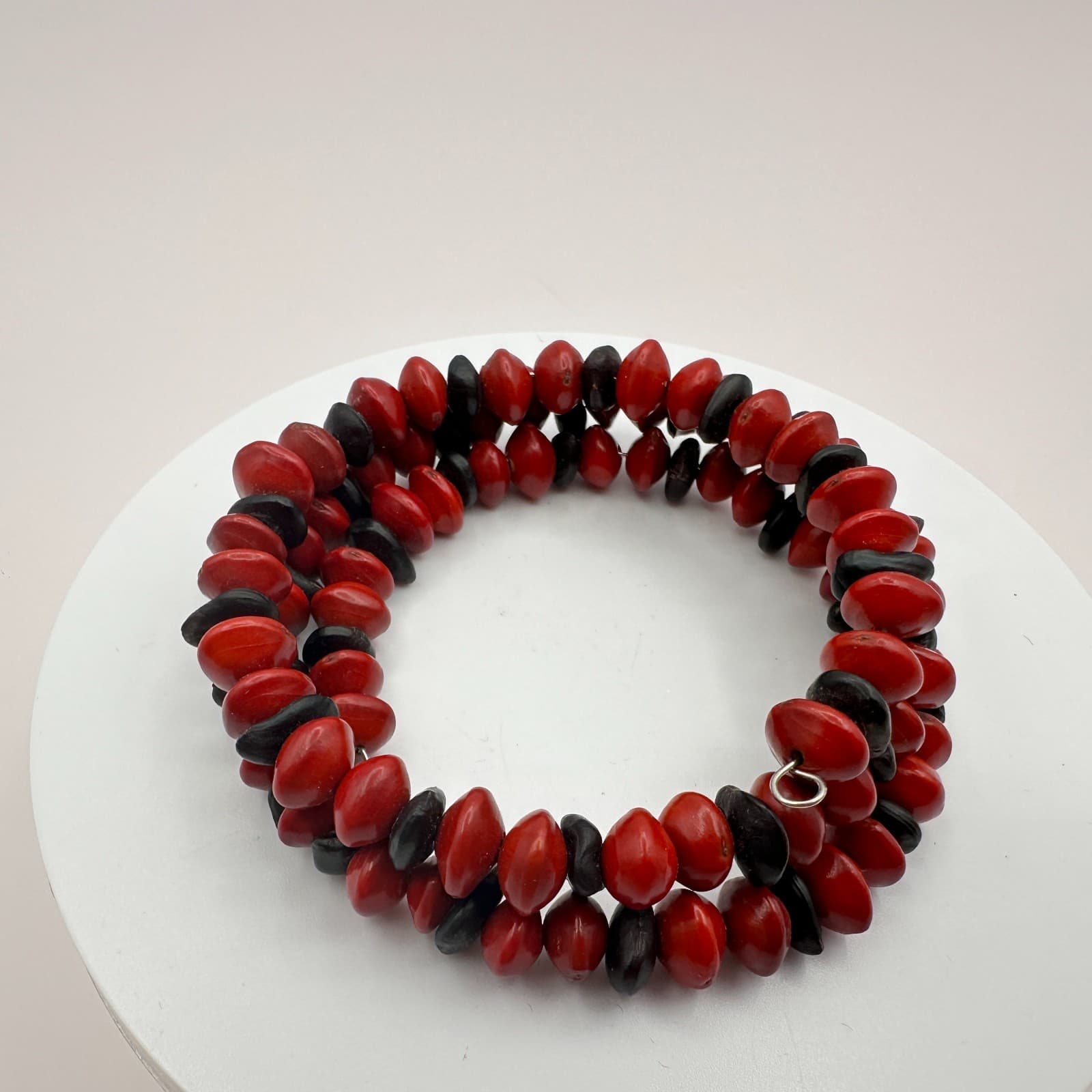 Vintage 90s Red & Black Seed Beaded Wrap Bracelet Boho Women's Classic Jewelry - Thumbnail 6