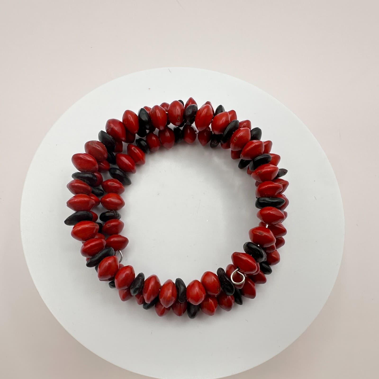 Vintage 90s Red & Black Seed Beaded Wrap Bracelet Boho Women's Classic Jewelry - Thumbnail 7