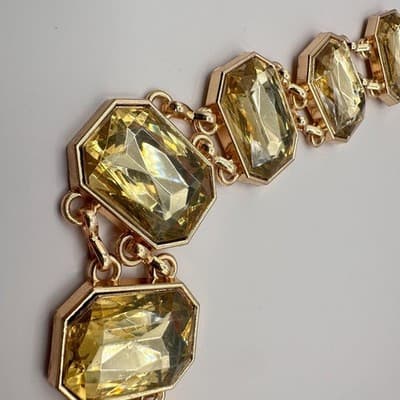Vintage Y2K Gold Tone Emerald Cut Yellow Rhinestone Statement Necklace Jewelry - Thumbnail 3